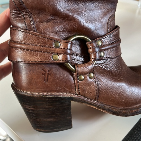 Frye boots-Carmen Harness Short Boots-Dark Brown size 7 B - Picture 11 of 16